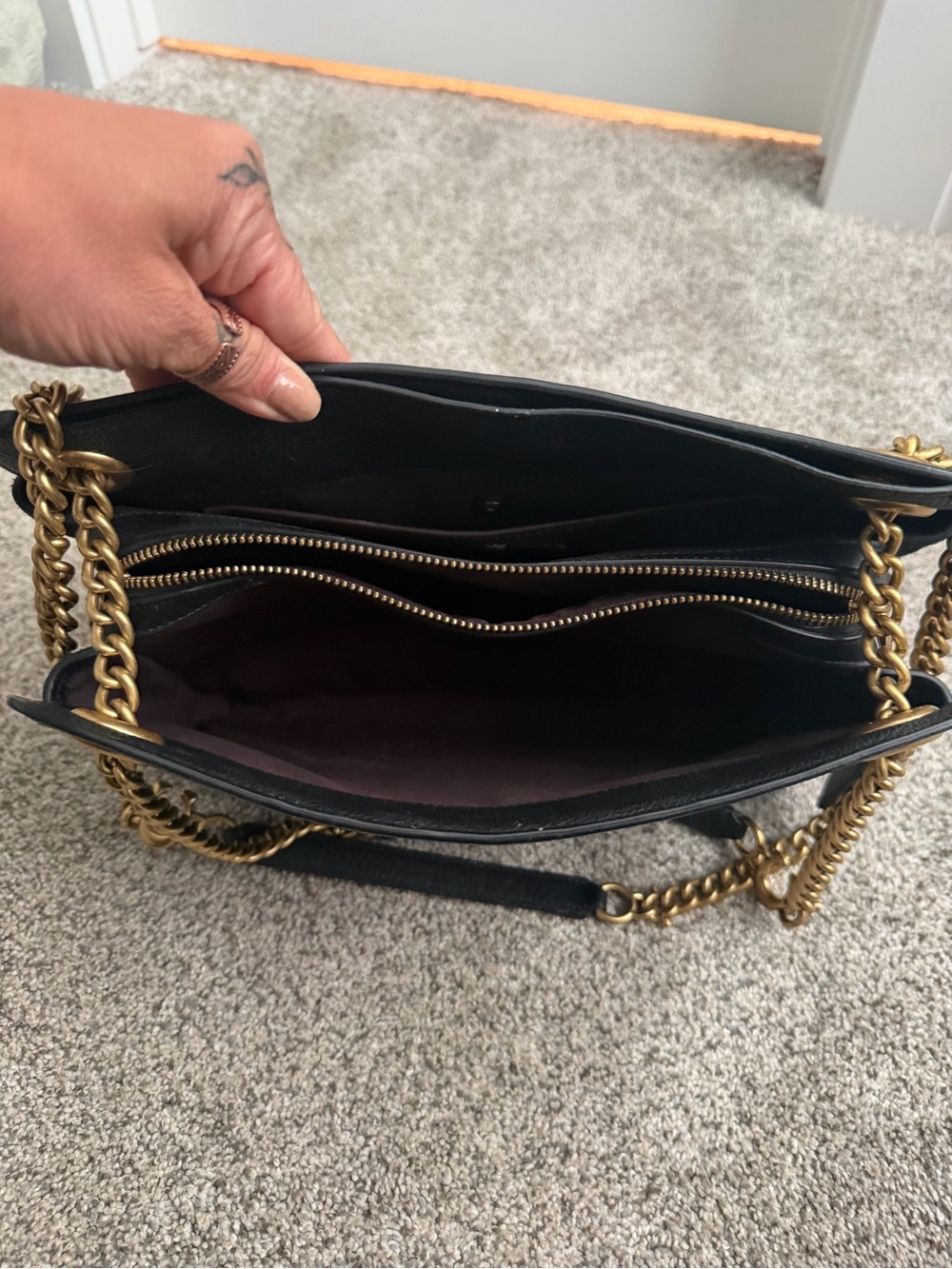 Coach Black Pebbled Leather Shoulder Bag with Gold Chain - Picture 2 of 3